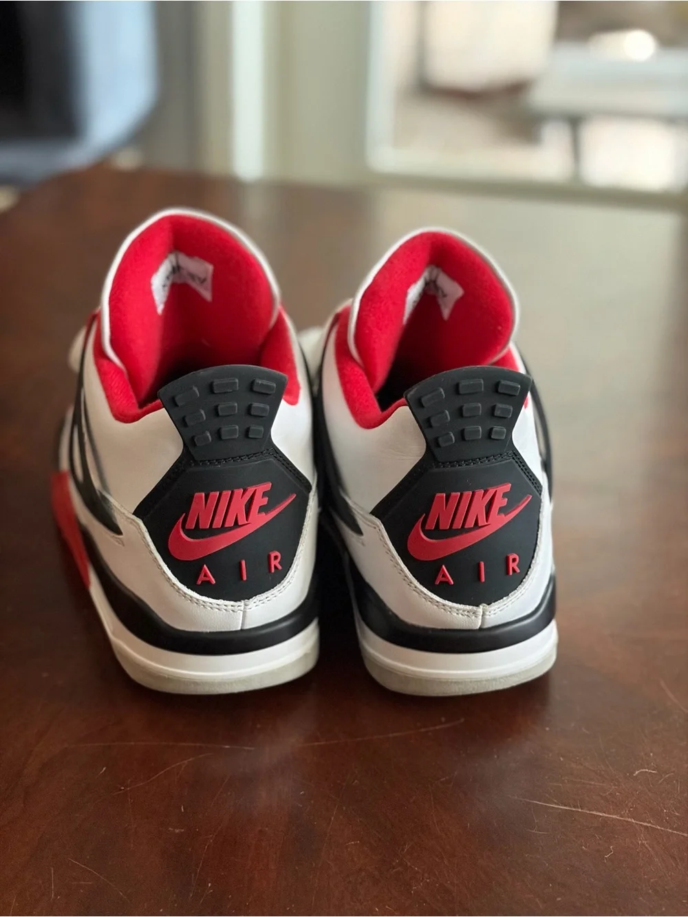 Jordan 4 Fire Red (2020)